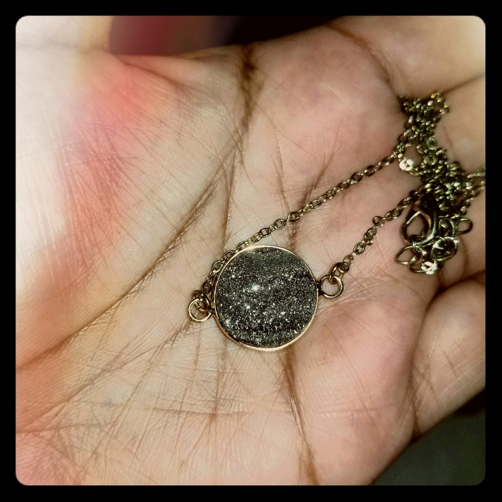 Drusey pendant